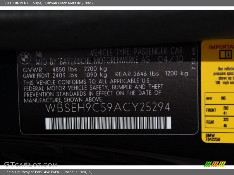 Carbon Black Metallic / Black 2010 BMW M6 Coupe