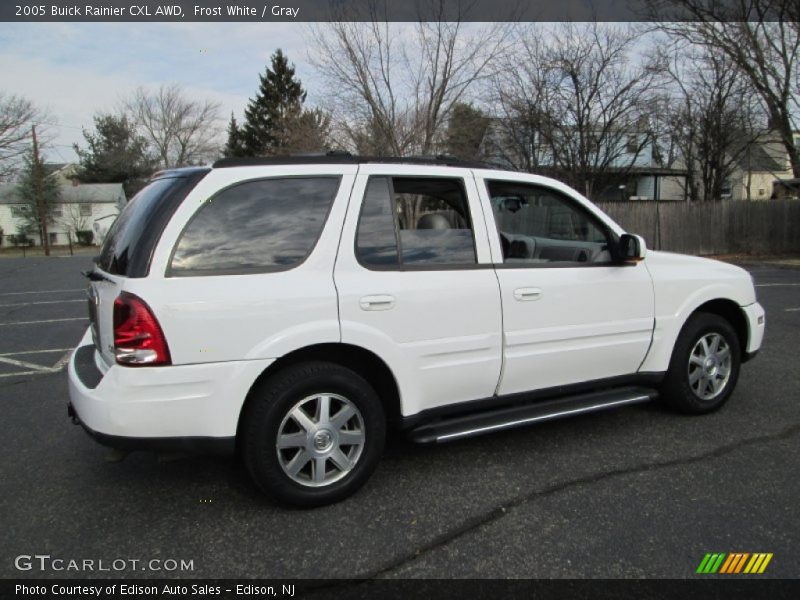 Frost White / Gray 2005 Buick Rainier CXL AWD