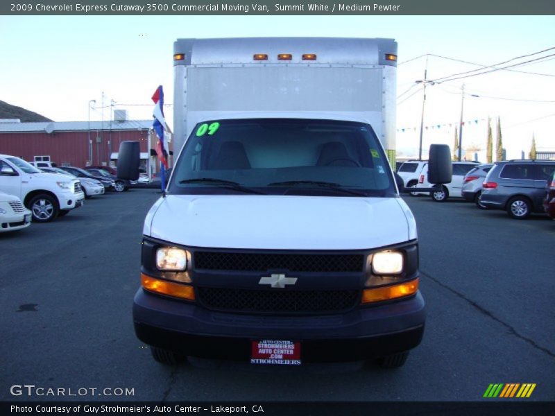 Summit White / Medium Pewter 2009 Chevrolet Express Cutaway 3500 Commercial Moving Van