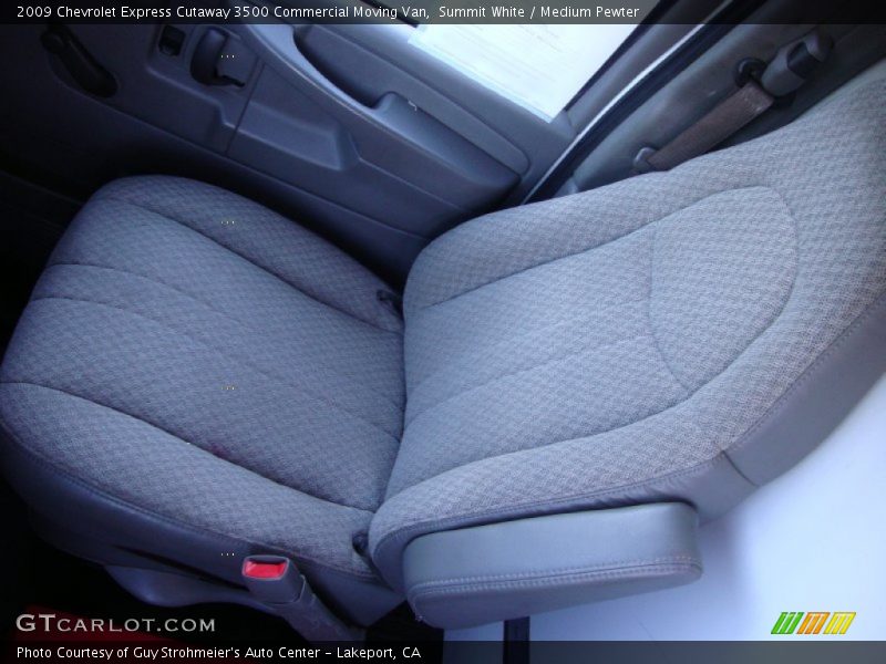 Summit White / Medium Pewter 2009 Chevrolet Express Cutaway 3500 Commercial Moving Van