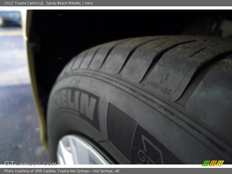 Sandy Beach Metallic / Ivory 2012 Toyota Camry LE