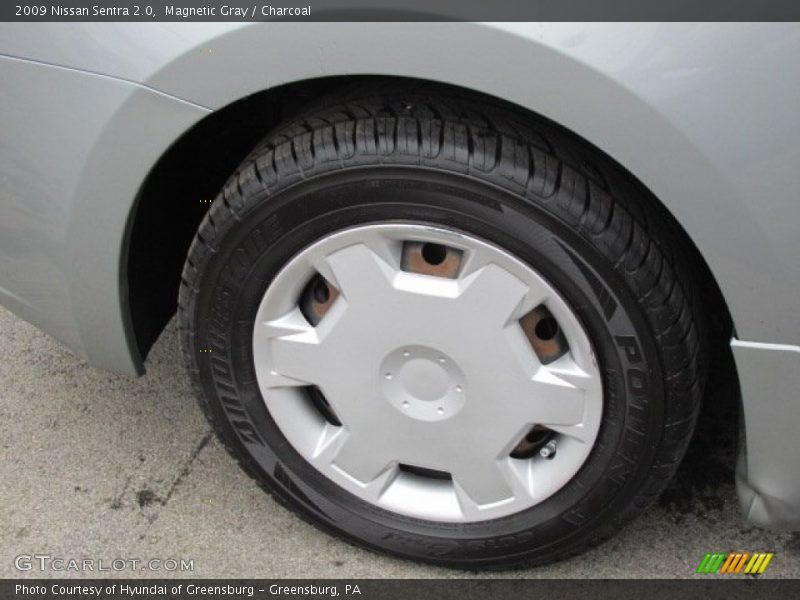 Magnetic Gray / Charcoal 2009 Nissan Sentra 2.0