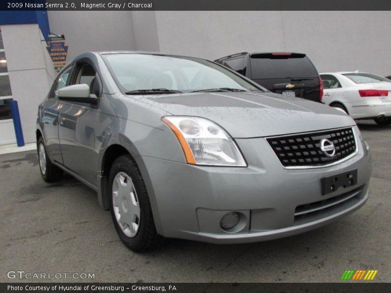Magnetic Gray / Charcoal 2009 Nissan Sentra 2.0