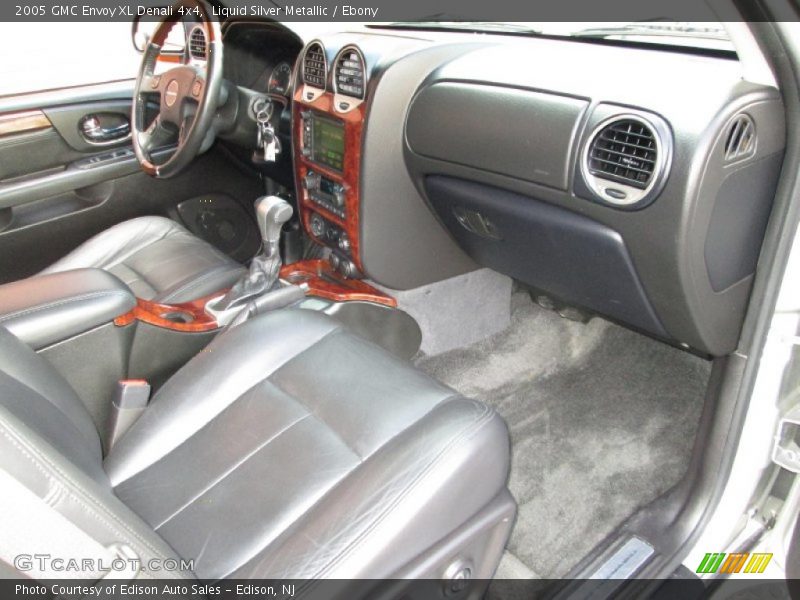 Liquid Silver Metallic / Ebony 2005 GMC Envoy XL Denali 4x4