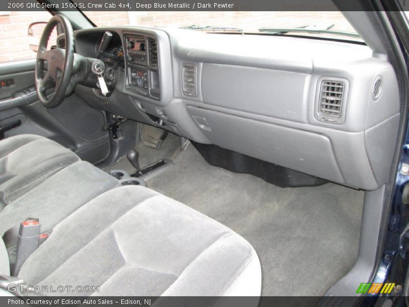 Dashboard of 2006 Sierra 1500 SL Crew Cab 4x4