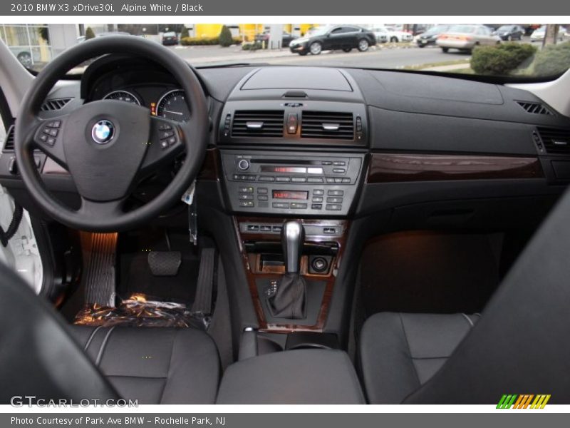 Alpine White / Black 2010 BMW X3 xDrive30i