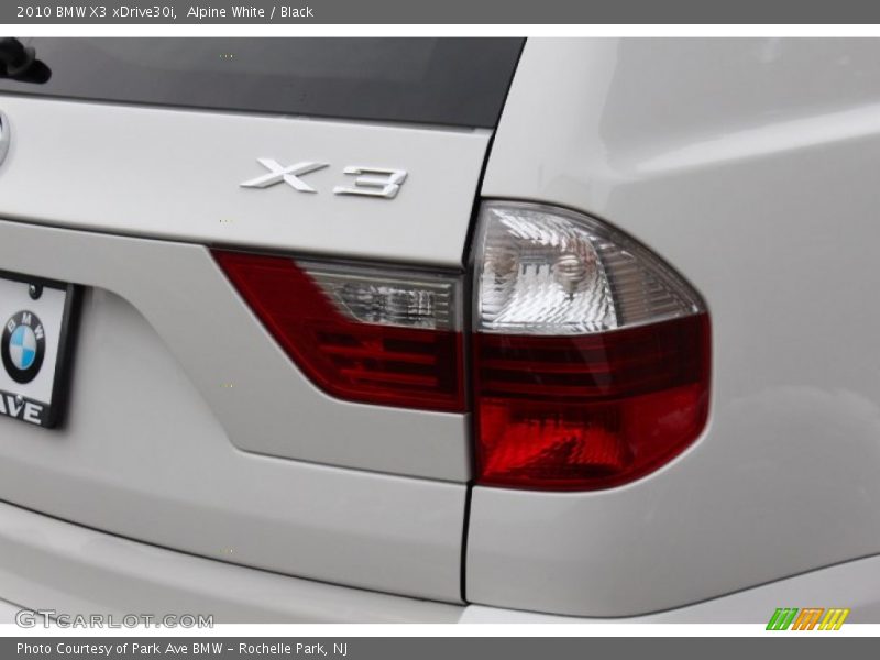 Alpine White / Black 2010 BMW X3 xDrive30i