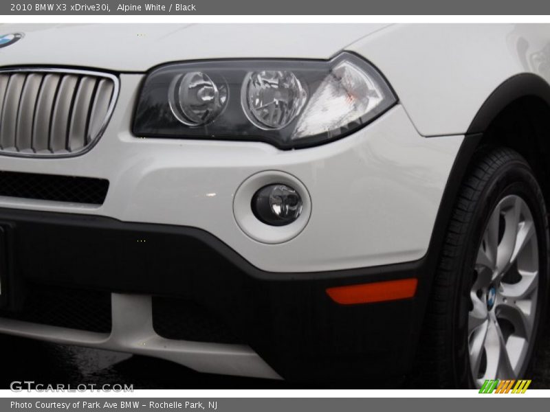 Alpine White / Black 2010 BMW X3 xDrive30i