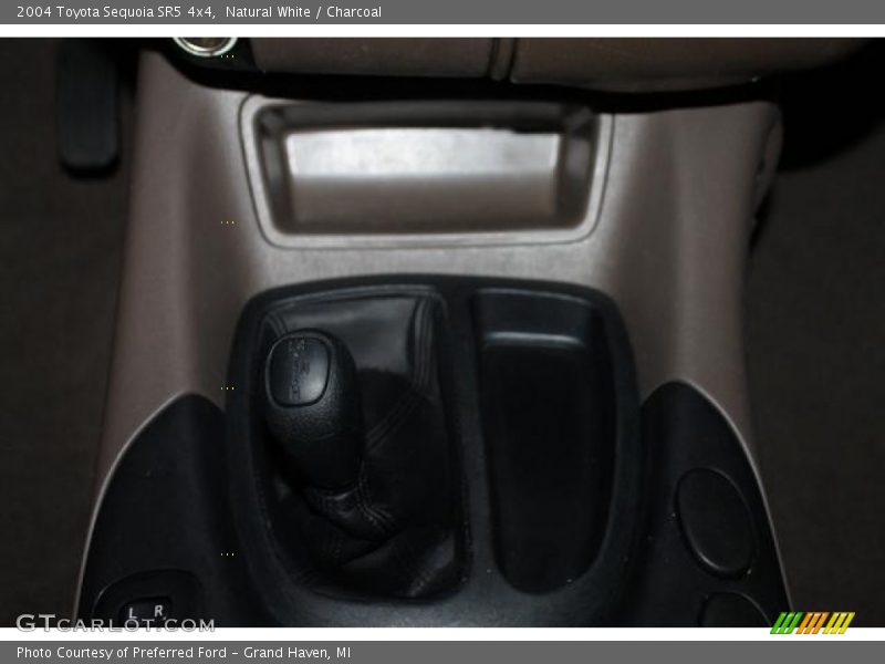 Natural White / Charcoal 2004 Toyota Sequoia SR5 4x4