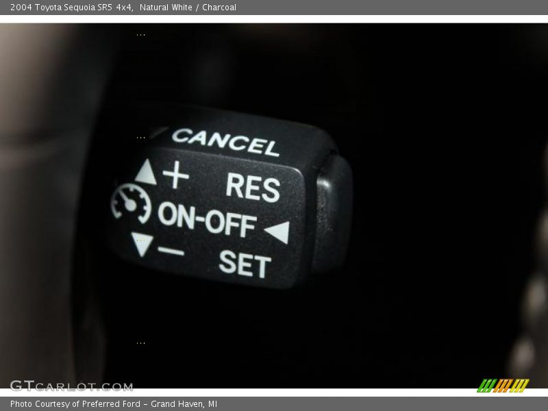 Natural White / Charcoal 2004 Toyota Sequoia SR5 4x4