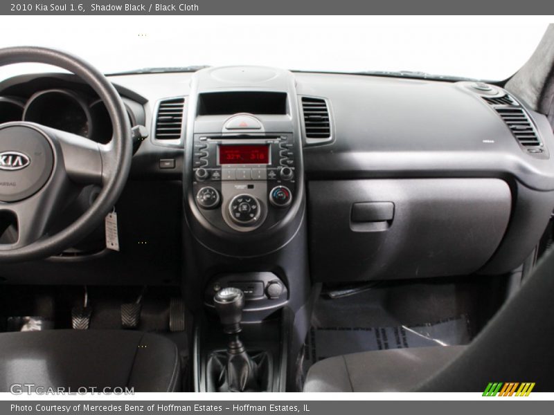 Shadow Black / Black Cloth 2010 Kia Soul 1.6
