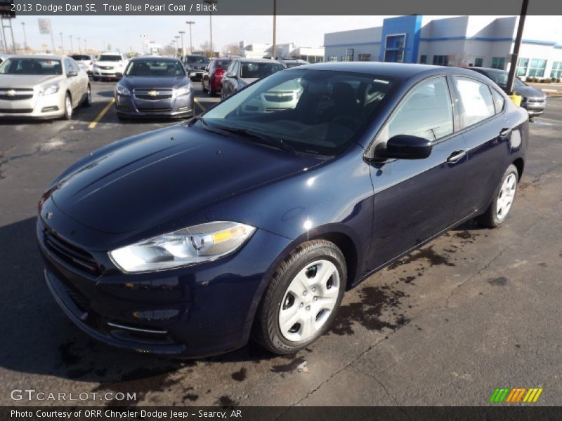 True Blue Pearl Coat / Black 2013 Dodge Dart SE