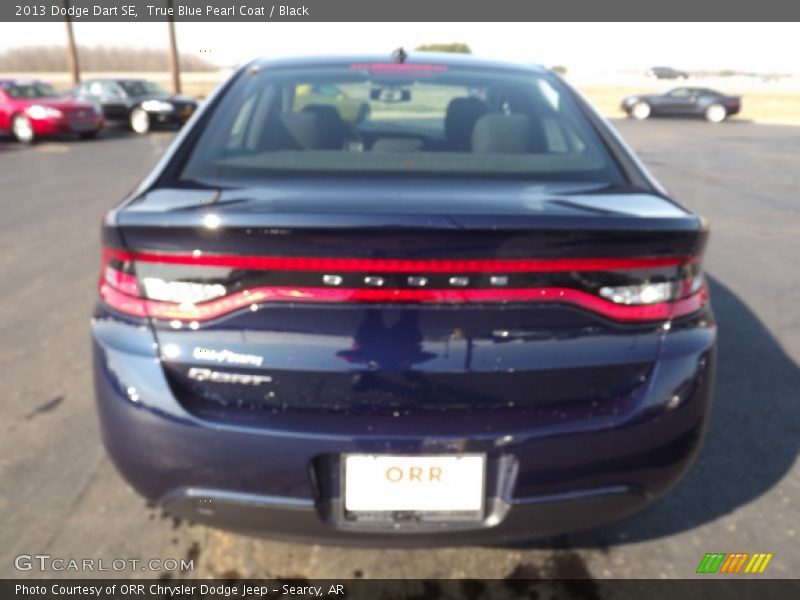 True Blue Pearl Coat / Black 2013 Dodge Dart SE