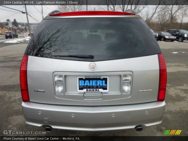 Light Platinum Metallic / Ebony 2004 Cadillac SRX V8