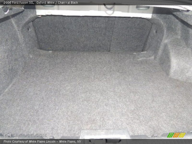  2006 Fusion SEL Trunk