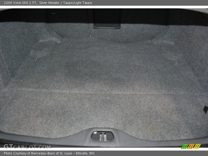 Silver Metallic / Taupe/Light Taupe 2006 Volvo S60 2.5T