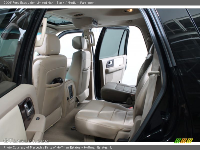 Black / Medium Parchment 2006 Ford Expedition Limited 4x4
