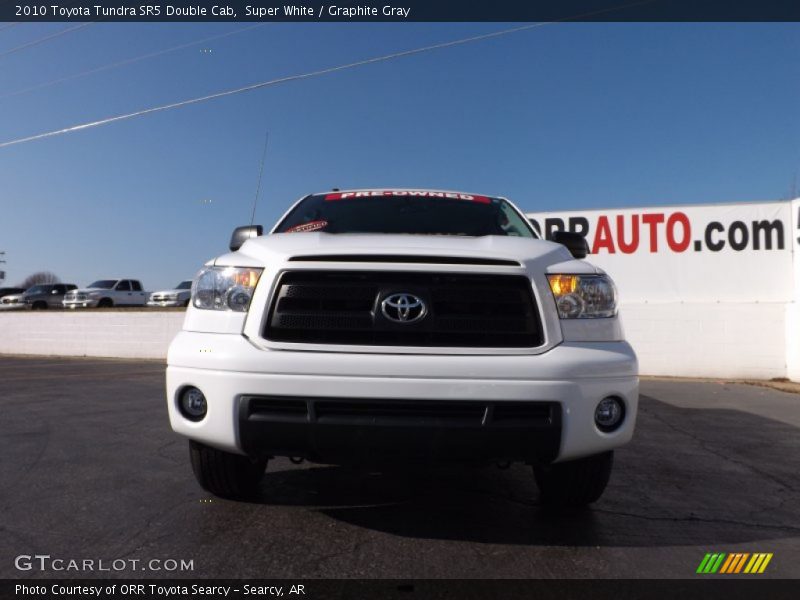 Super White / Graphite Gray 2010 Toyota Tundra SR5 Double Cab