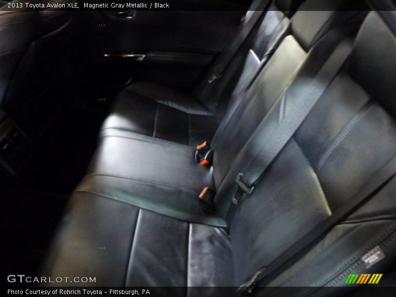 Magnetic Gray Metallic / Black 2013 Toyota Avalon XLE