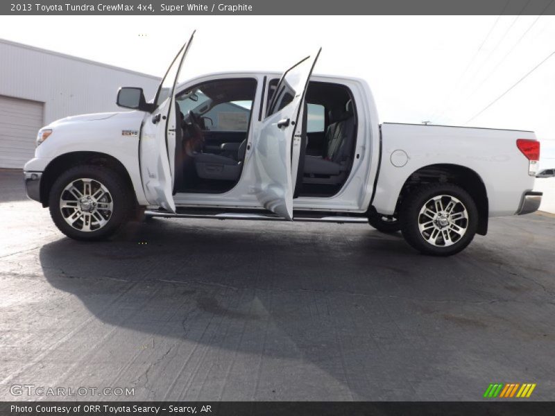 Super White / Graphite 2013 Toyota Tundra CrewMax 4x4
