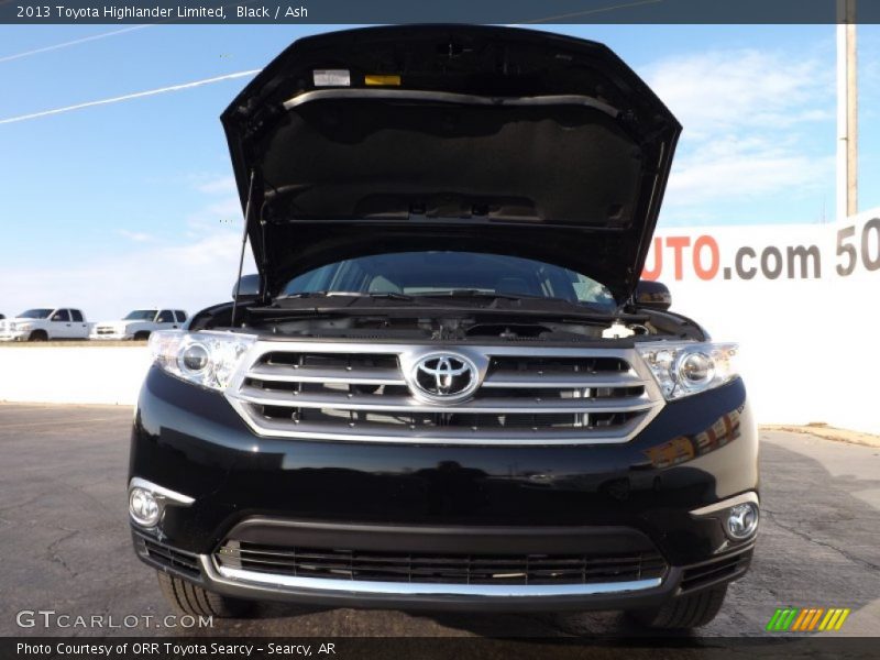 Black / Ash 2013 Toyota Highlander Limited