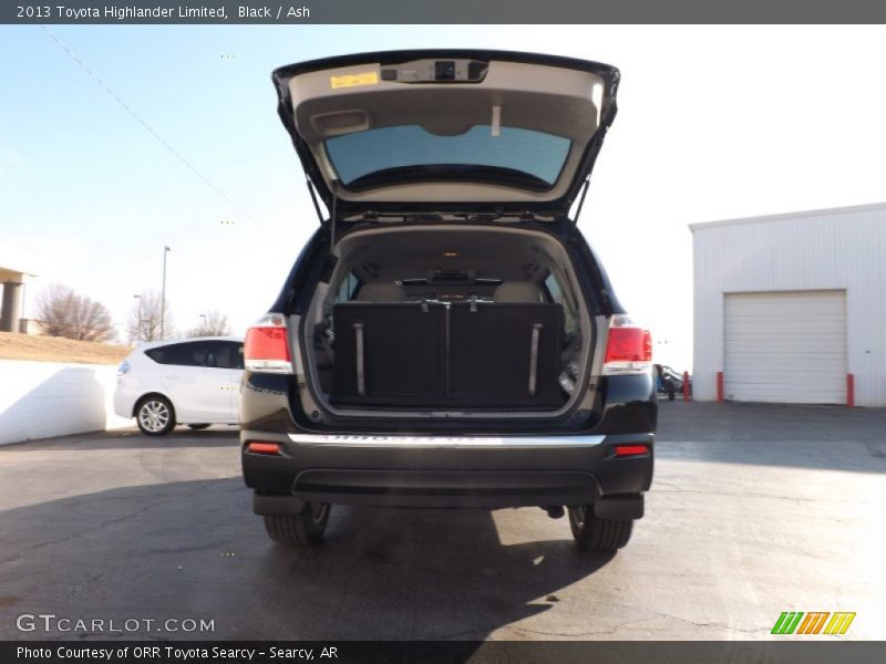 Black / Ash 2013 Toyota Highlander Limited