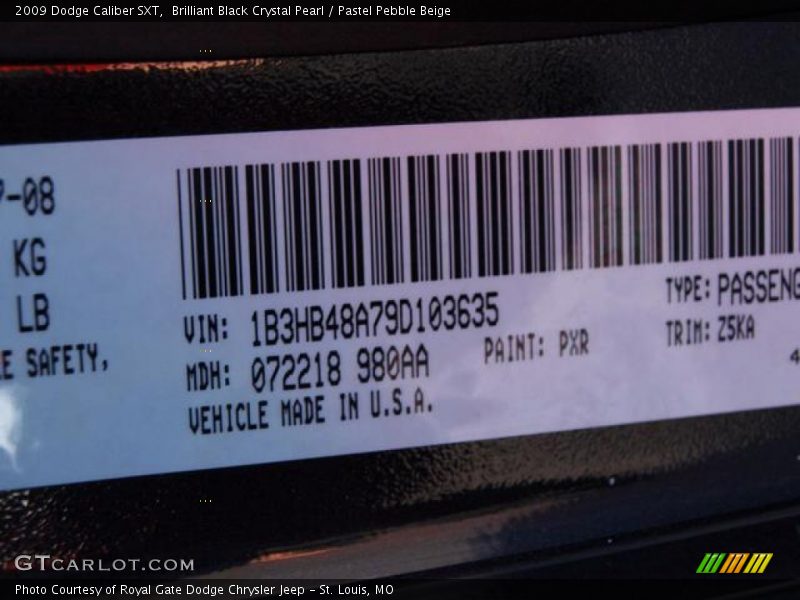 Brilliant Black Crystal Pearl / Pastel Pebble Beige 2009 Dodge Caliber SXT