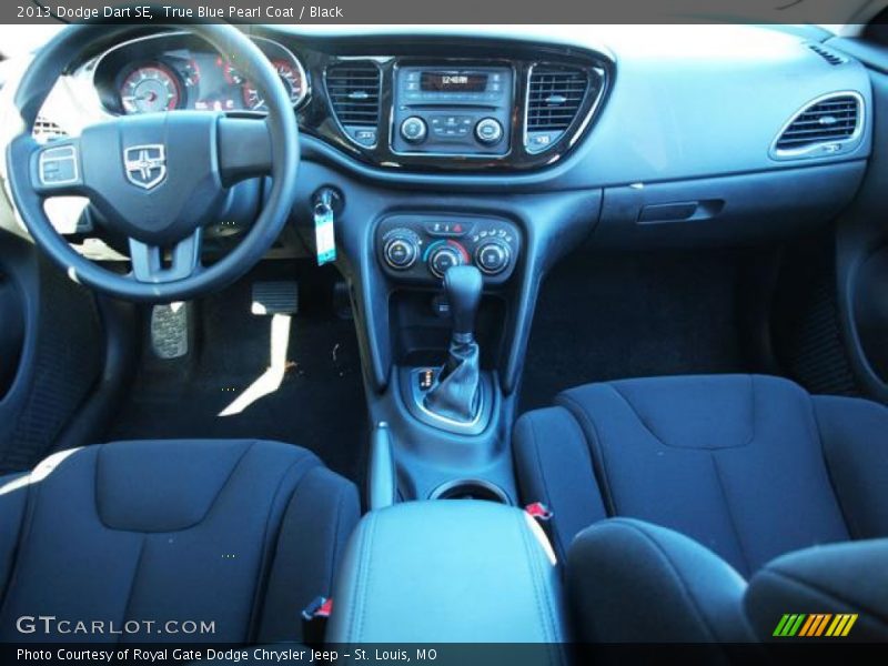 True Blue Pearl Coat / Black 2013 Dodge Dart SE