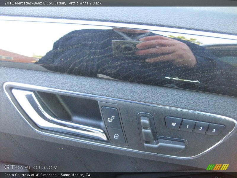Arctic White / Black 2011 Mercedes-Benz E 350 Sedan