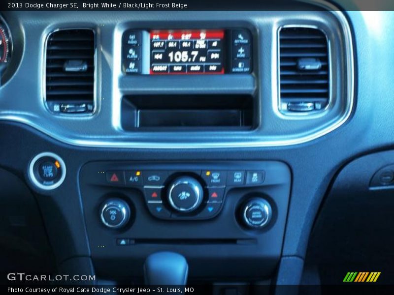 Bright White / Black/Light Frost Beige 2013 Dodge Charger SE