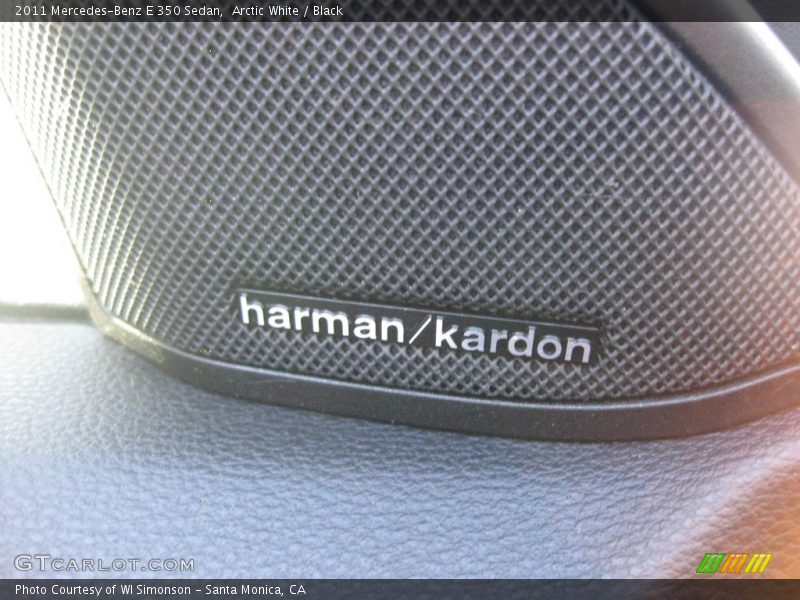 Arctic White / Black 2011 Mercedes-Benz E 350 Sedan