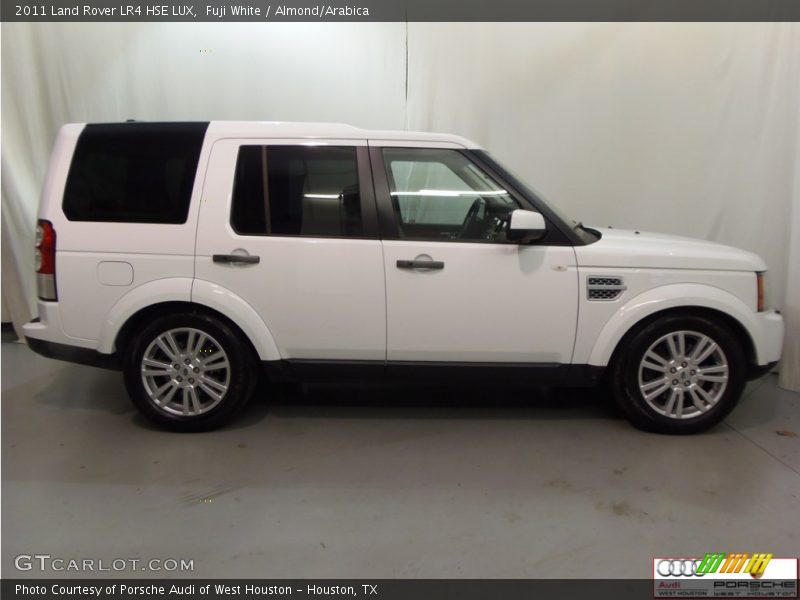 Fuji White / Almond/Arabica 2011 Land Rover LR4 HSE LUX