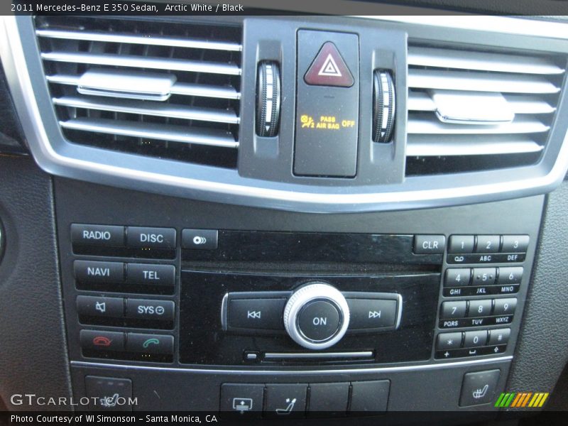 Arctic White / Black 2011 Mercedes-Benz E 350 Sedan