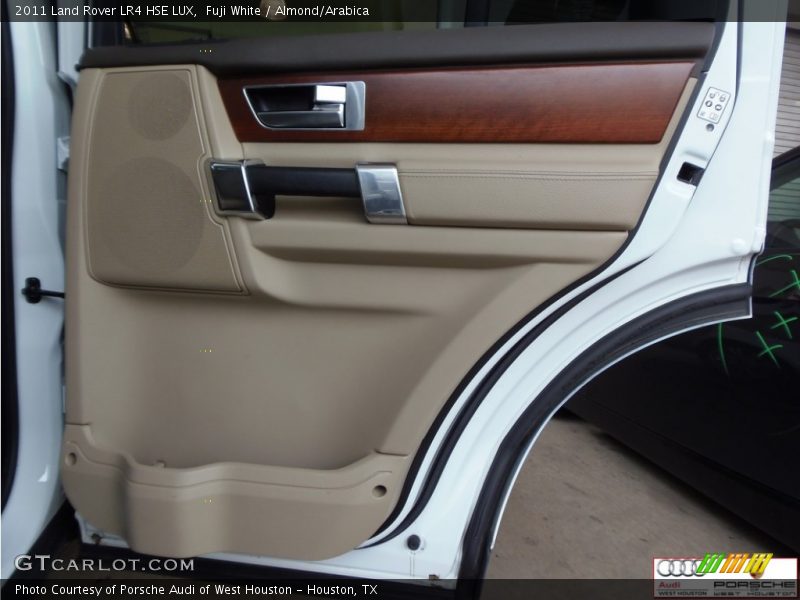 Fuji White / Almond/Arabica 2011 Land Rover LR4 HSE LUX