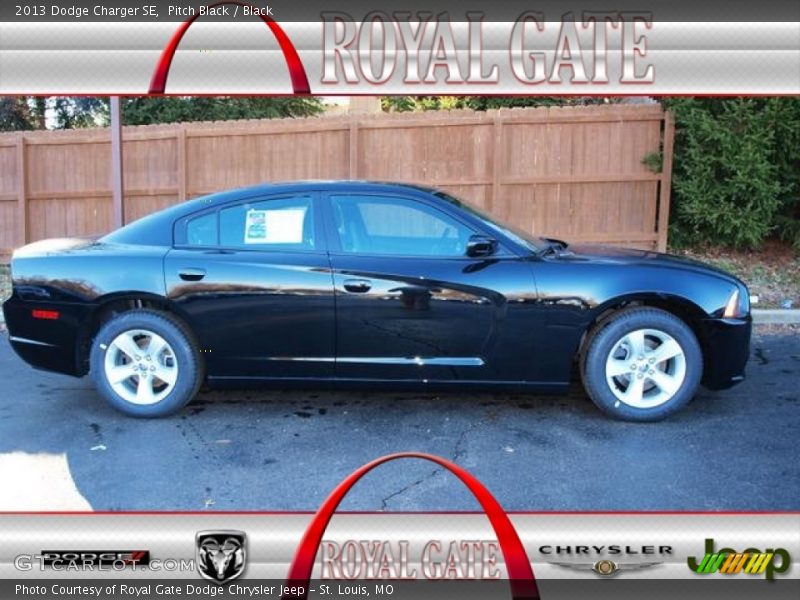 Pitch Black / Black 2013 Dodge Charger SE