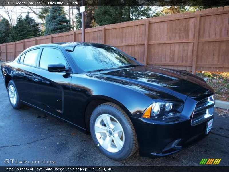 Pitch Black / Black 2013 Dodge Charger SE
