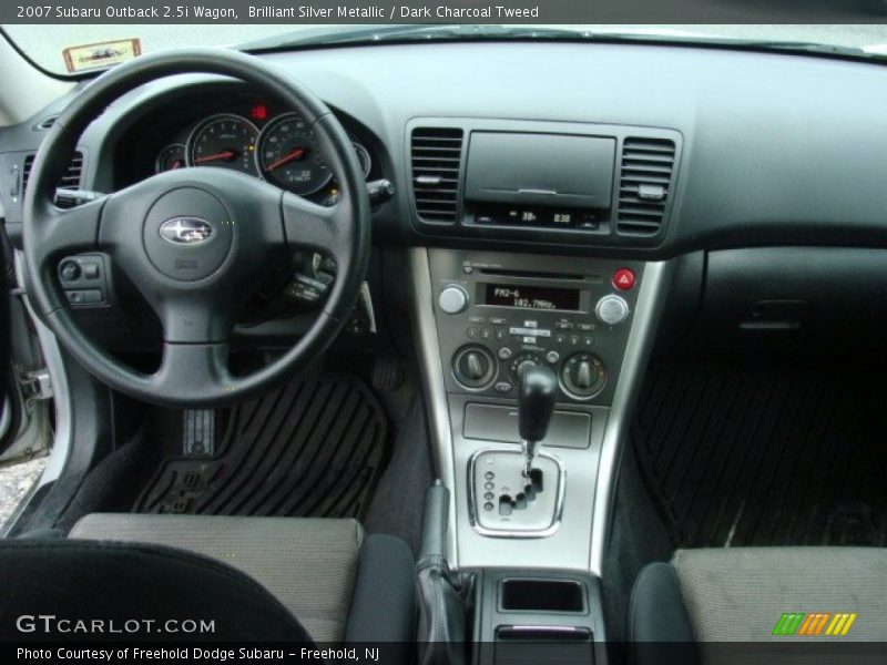 Brilliant Silver Metallic / Dark Charcoal Tweed 2007 Subaru Outback 2.5i Wagon