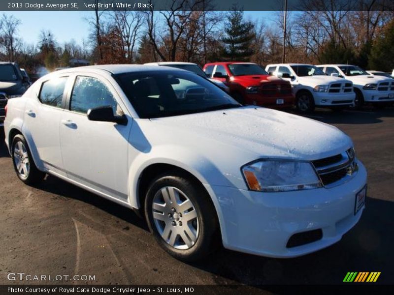 New Bright White / Black 2013 Dodge Avenger SE