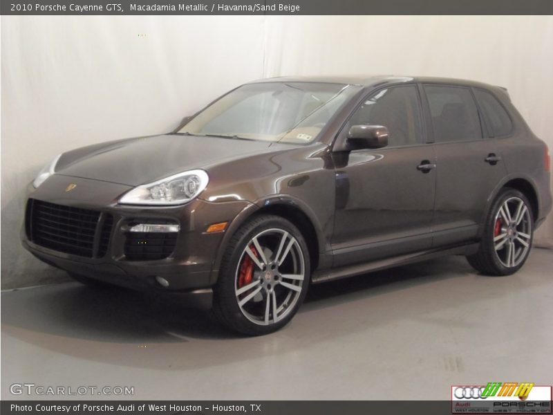 Macadamia Metallic / Havanna/Sand Beige 2010 Porsche Cayenne GTS