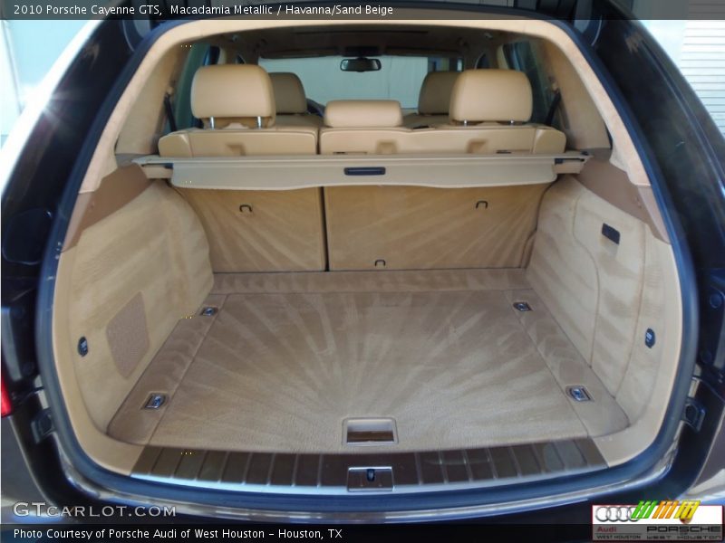 Macadamia Metallic / Havanna/Sand Beige 2010 Porsche Cayenne GTS