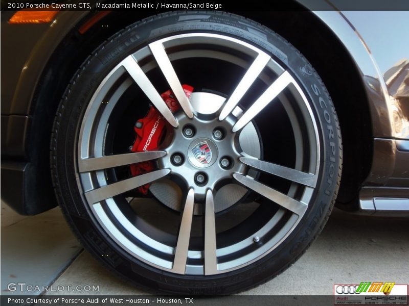 Macadamia Metallic / Havanna/Sand Beige 2010 Porsche Cayenne GTS