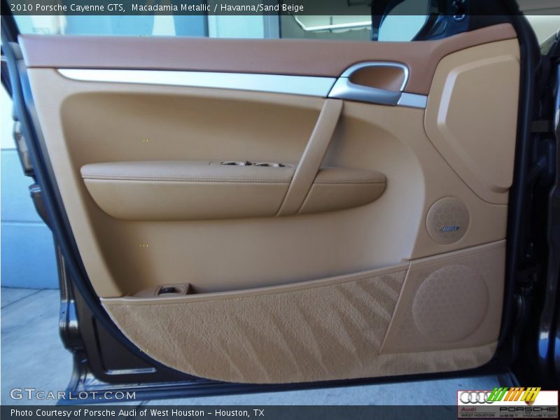 Macadamia Metallic / Havanna/Sand Beige 2010 Porsche Cayenne GTS