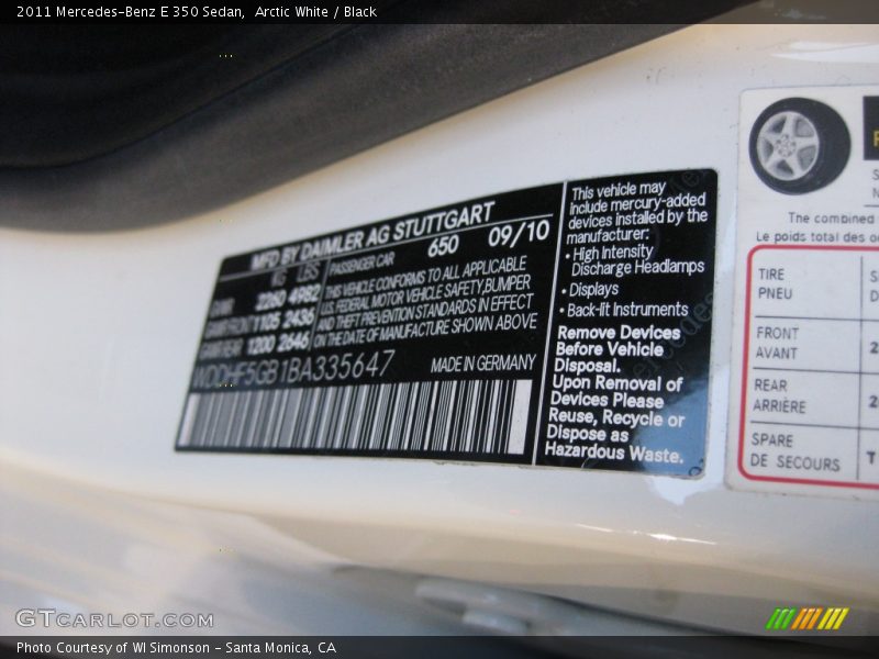 Arctic White / Black 2011 Mercedes-Benz E 350 Sedan