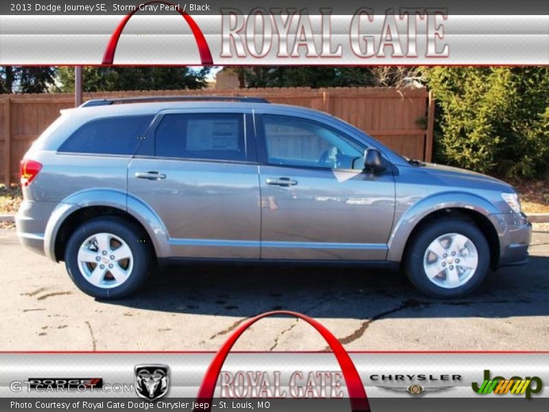 Storm Gray Pearl / Black 2013 Dodge Journey SE
