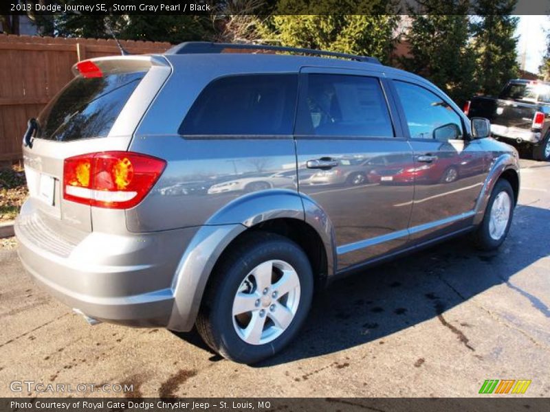 Storm Gray Pearl / Black 2013 Dodge Journey SE