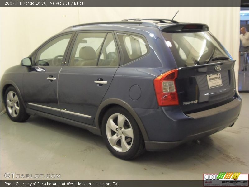 Velvet Blue / Beige 2007 Kia Rondo EX V6