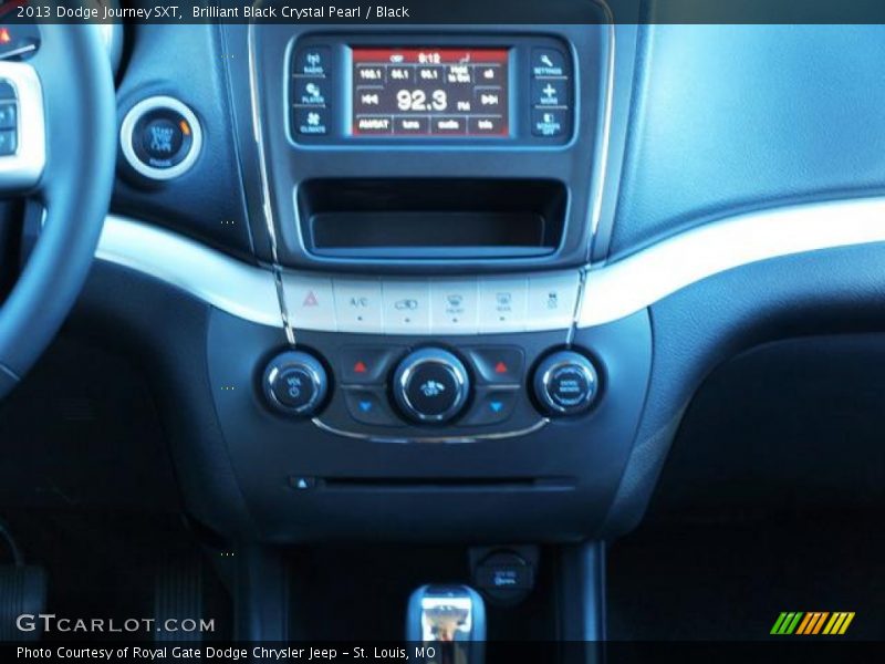 Brilliant Black Crystal Pearl / Black 2013 Dodge Journey SXT