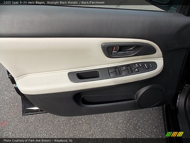 Door Panel of 2005 9-2X Aero Wagon