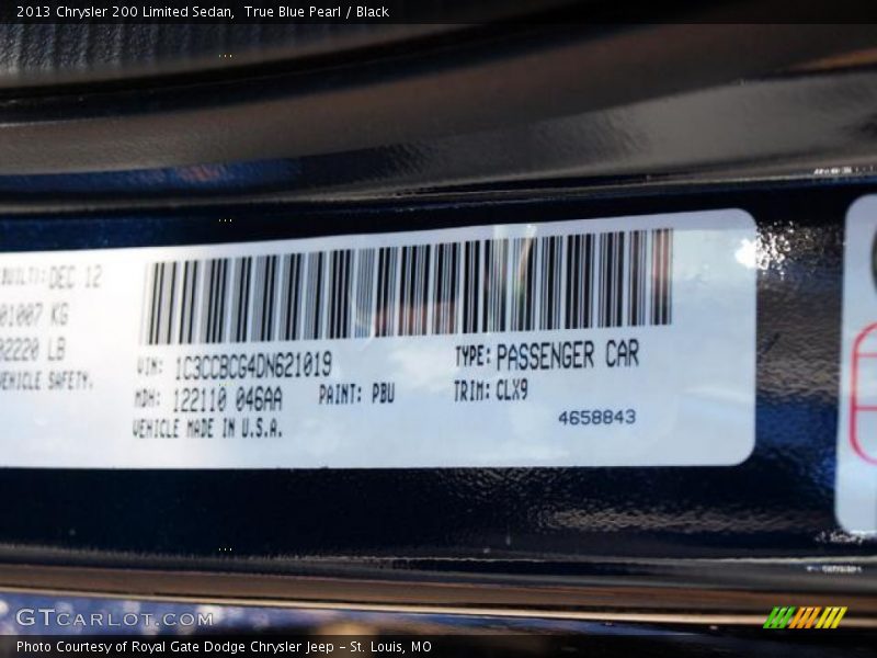 True Blue Pearl / Black 2013 Chrysler 200 Limited Sedan