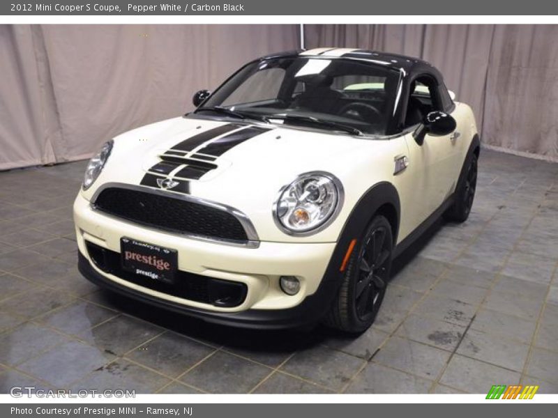 Pepper White / Carbon Black 2012 Mini Cooper S Coupe